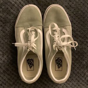 Vans tennis shoes